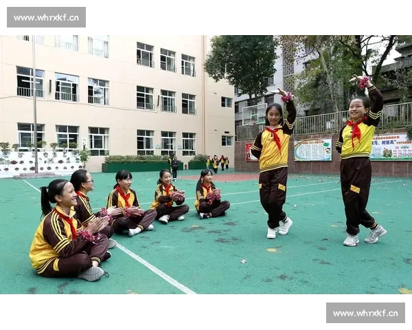 难忘的校园拔河比赛让我体会到团结合作力量的重要意义